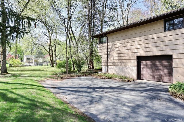 17 Scott Drive, New City, NY 10956
