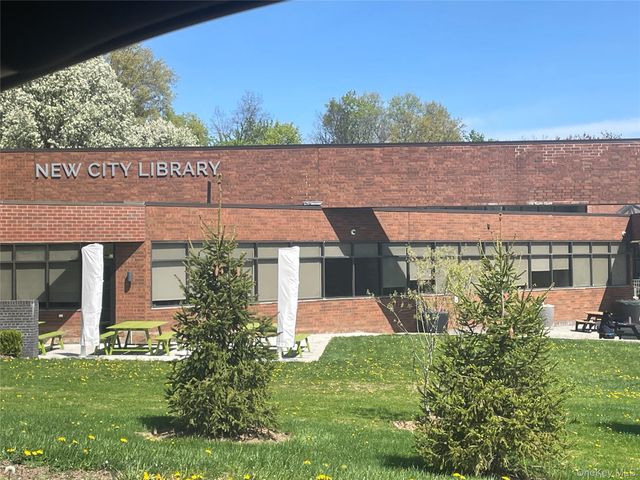 17 Scott Drive, New City, NY 10956