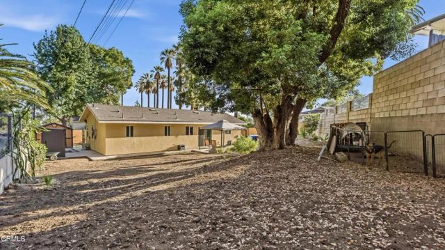 1016 N Palm Drive, Azusa, CA 91702