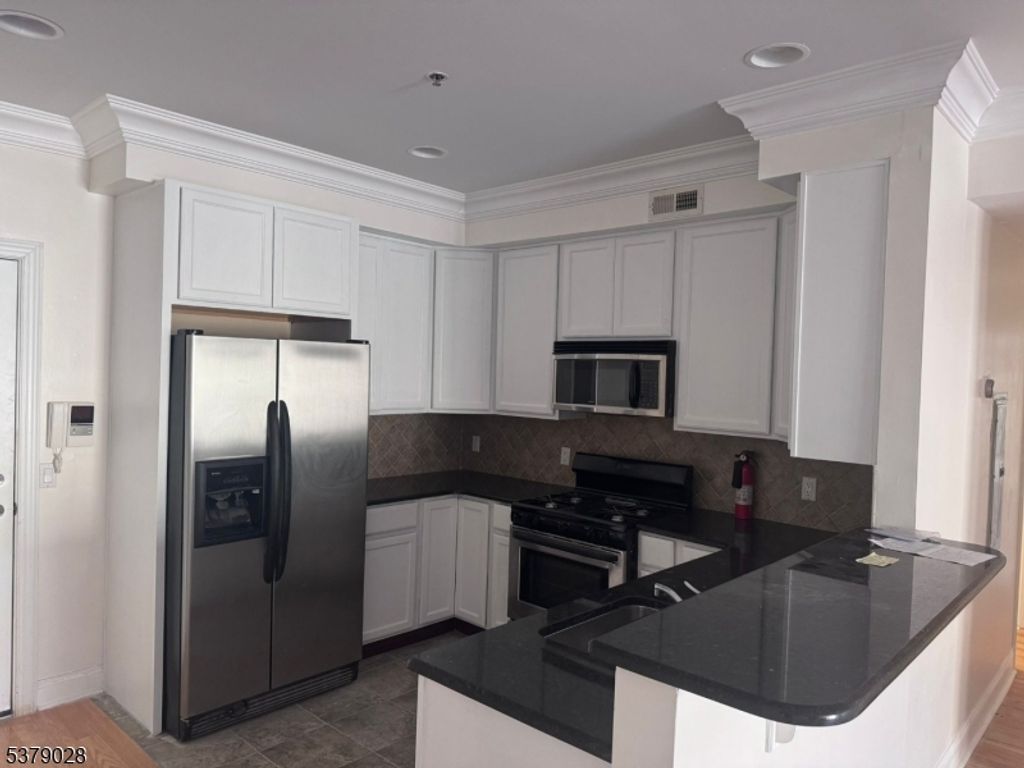 30 Austin Street 202, Newark City, NJ 07114