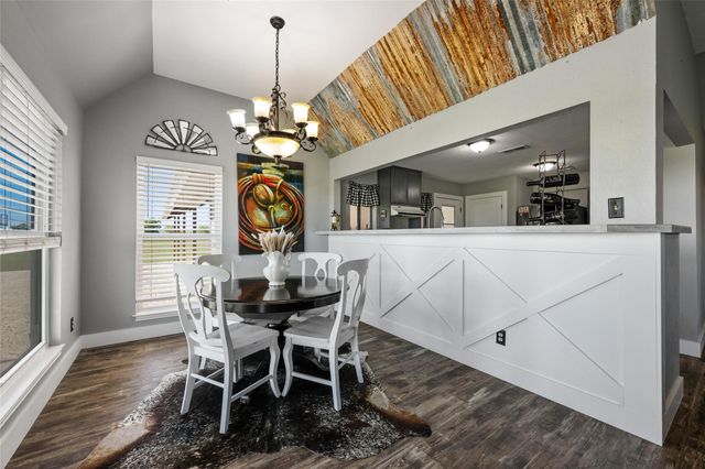 3350 County Road 303, Jarrell, TX 76537