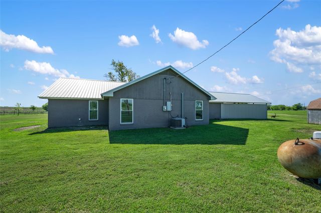 3350 County Road 303, Jarrell, TX 76537
