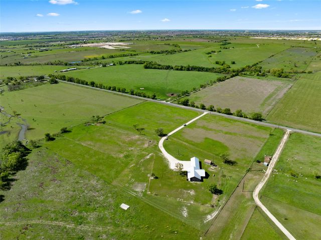 3350 County Road 303, Jarrell, TX 76537