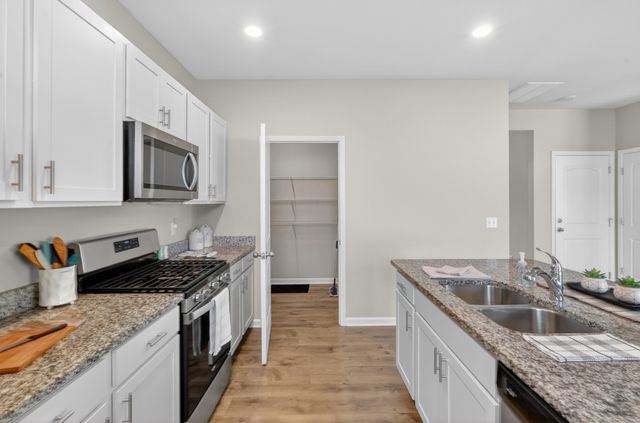 2153 Knox Ln, White House, TN 37188