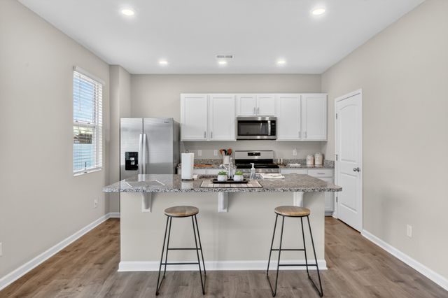 2153 Knox Ln, White House, TN 37188