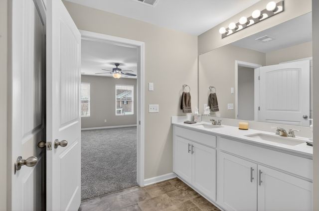 2153 Knox Ln, White House, TN 37188