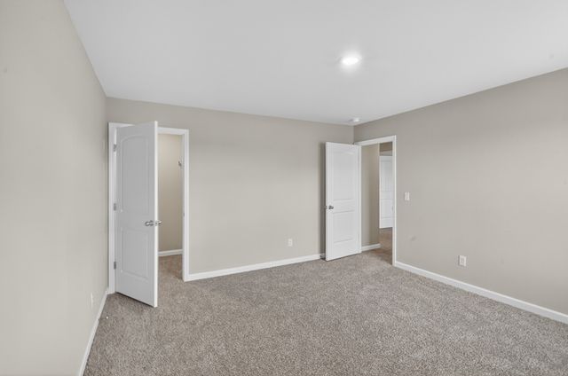 2153 Knox Ln, White House, TN 37188