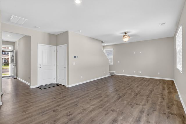 2153 Knox Ln, White House, TN 37188