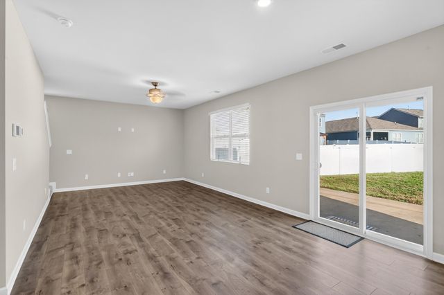 2153 Knox Ln, White House, TN 37188