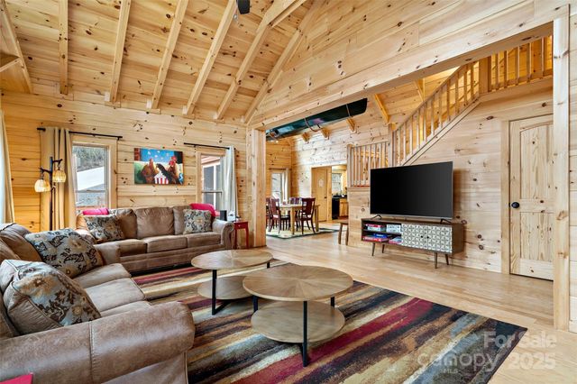 67/69 Flat Top Mountain Road, Fairview, NC 28730
