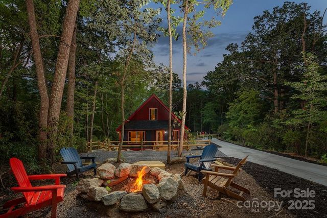 67/69 Flat Top Mountain Road, Fairview, NC 28730
