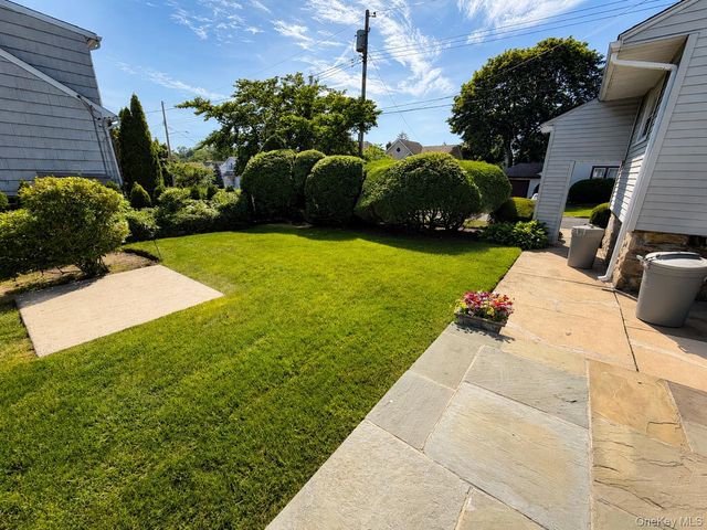118 Gaylor Road, Scarsdale, NY 10583