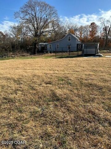 9742 Co Rd 260, Webb City, MO 64870