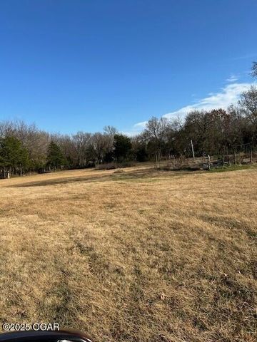 9742 Co Rd 260, Webb City, MO 64870