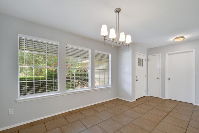 6307 Smith Oak TRL, Austin, TX 78749