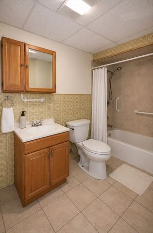 54 Pinckney St 1, Somerville, MA 02145