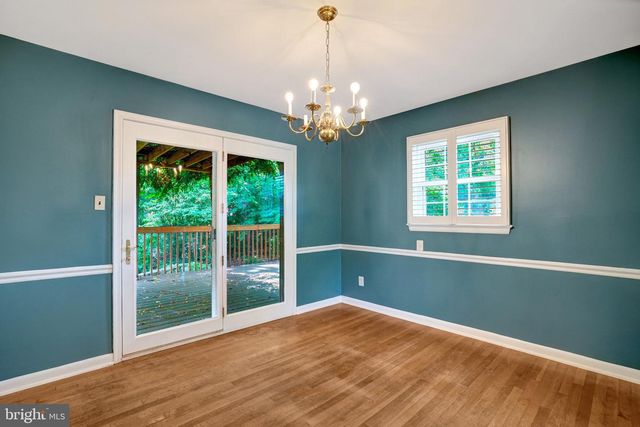 821 N LATHAM ST, Alexandria, VA 22304