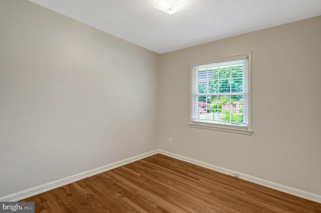 821 N LATHAM ST, Alexandria, VA 22304