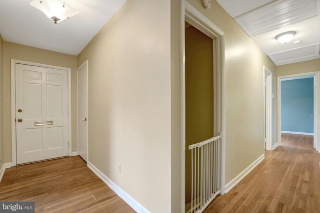 821 N LATHAM ST, Alexandria, VA 22304