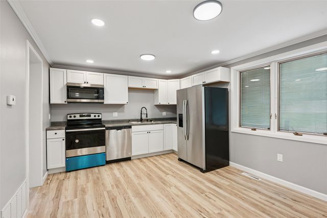 510 S 4th Street, Knoxville, IA 50138