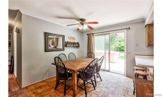 2697 Holland Street, Lake Orion, MI 48360