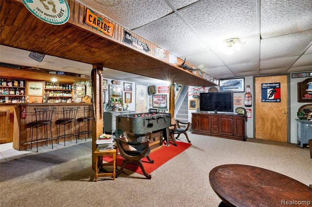 2697 Holland Street, Lake Orion, MI 48360