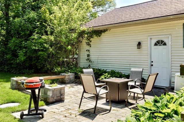 2697 Holland Street, Lake Orion, MI 48360