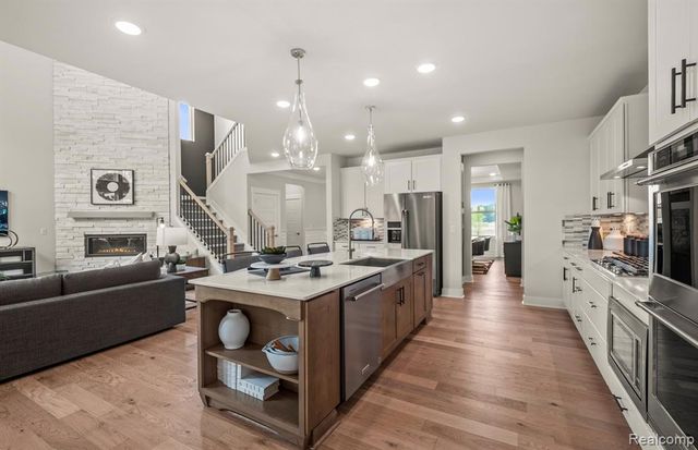 22266 Wagee Court, South Lyon, MI 48178