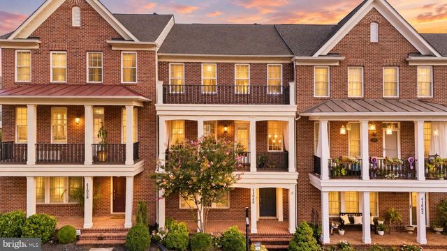 41060 DORATI SQ, Leesburg, VA 20175