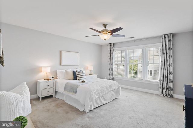 41060 DORATI SQ, Leesburg, VA 20175