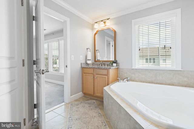 41060 DORATI SQ, Leesburg, VA 20175