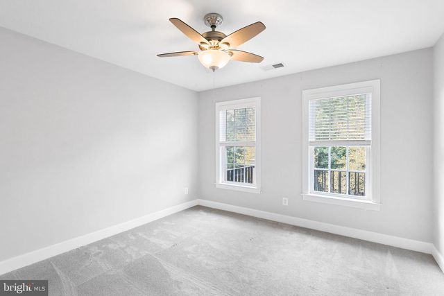 41060 DORATI SQ, Leesburg, VA 20175