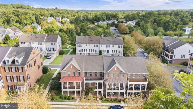 41060 DORATI SQ, Leesburg, VA 20175