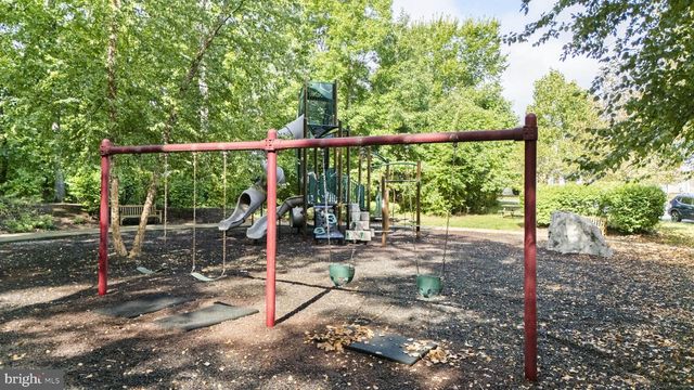 41060 DORATI SQ, Leesburg, VA 20175