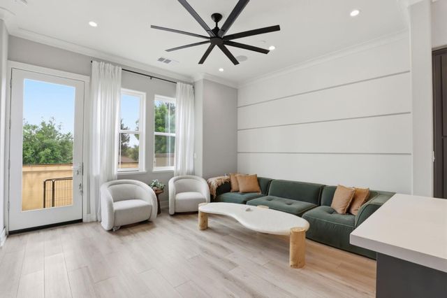 625 Los Castanos Drive 42, Morgan Hill, CA 95037