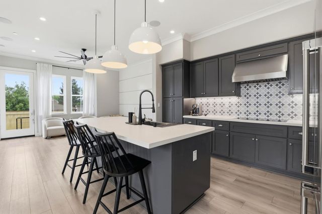 625 Los Castanos Drive 42, Morgan Hill, CA 95037