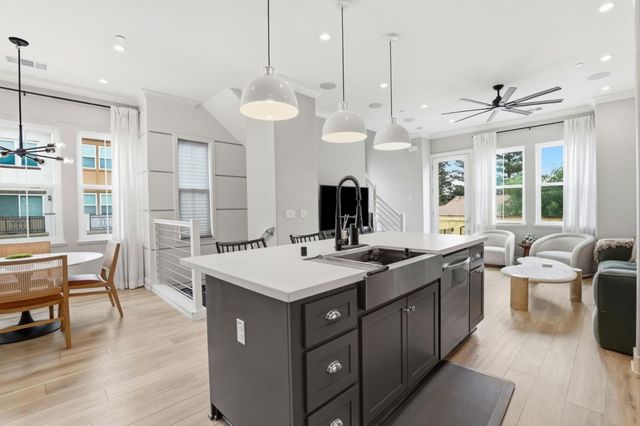 625 Los Castanos Drive 42, Morgan Hill, CA 95037