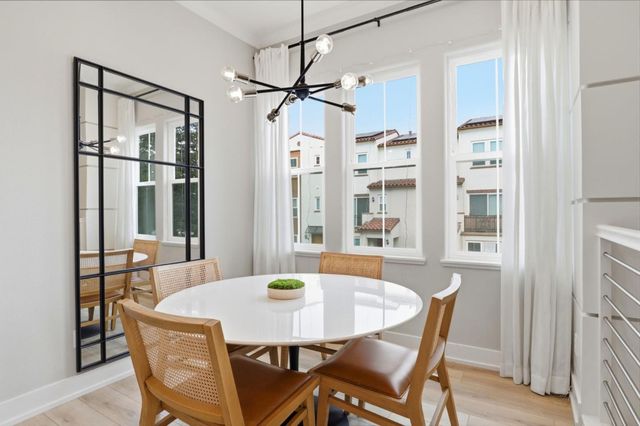 625 Los Castanos Drive 42, Morgan Hill, CA 95037