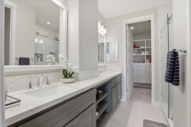 625 Los Castanos Drive 42, Morgan Hill, CA 95037