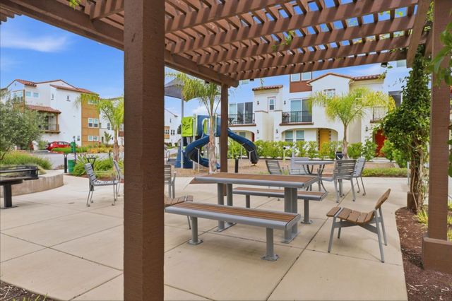 625 Los Castanos Drive 42, Morgan Hill, CA 95037