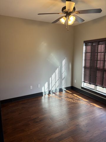 3038 Whitland Crossing Dr, Nashville, TN 37214