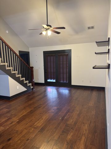 3038 Whitland Crossing Dr, Nashville, TN 37214