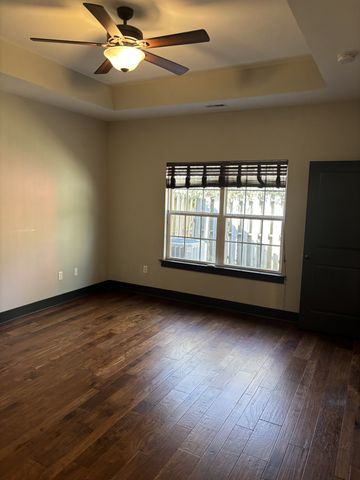 3038 Whitland Crossing Dr, Nashville, TN 37214