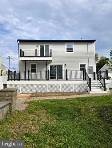 430 PARKVIEW AVE, Langhorne, PA 19047