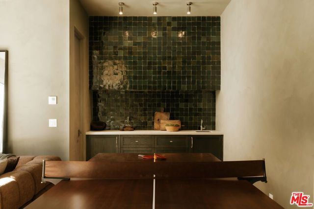 4209 Vantage Avenue, Studio City (los Angeles), CA 91604