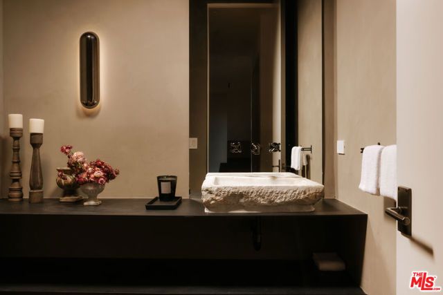 4209 Vantage Avenue, Studio City (los Angeles), CA 91604