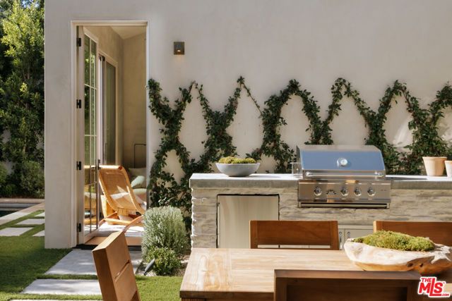 4209 Vantage Avenue, Studio City (los Angeles), CA 91604