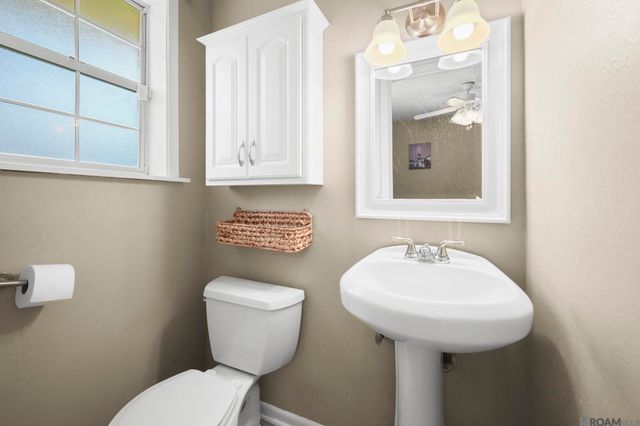 1020 S Stacy Ave, Gonzales, LA 70737