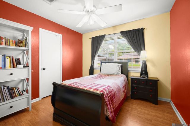 1020 S Stacy Ave, Gonzales, LA 70737