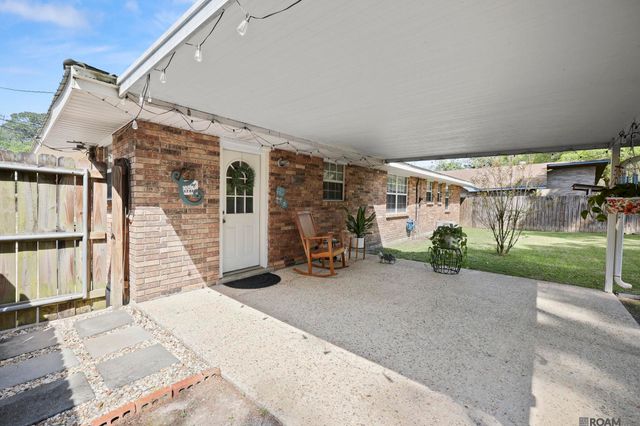 1020 S Stacy Ave, Gonzales, LA 70737